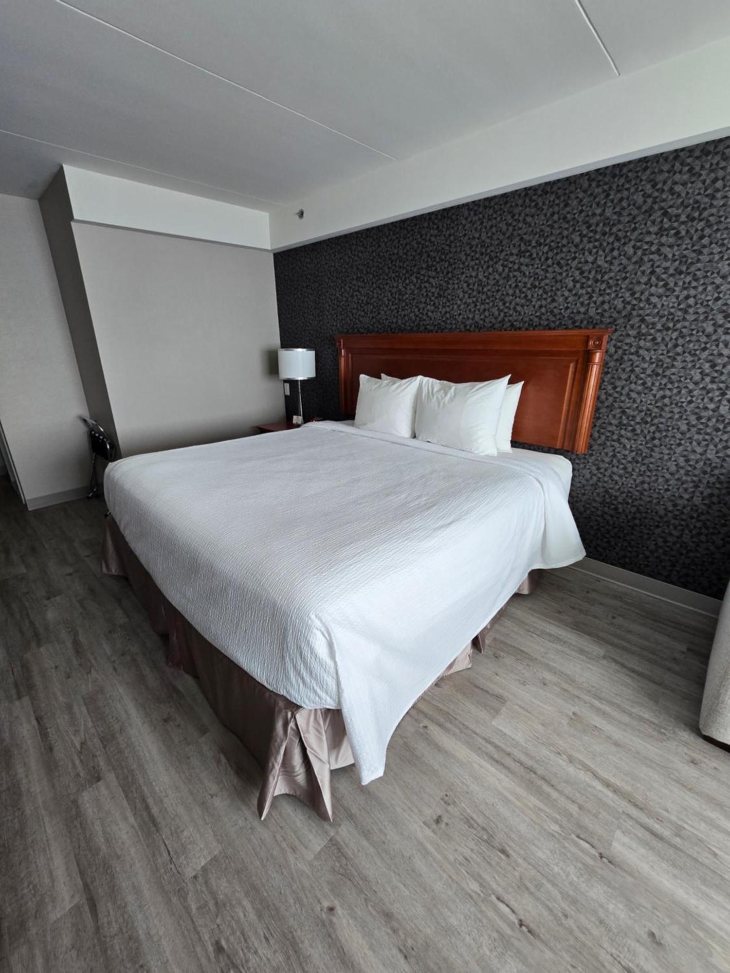 Best Western Hotel Броссар Экстерьер фото